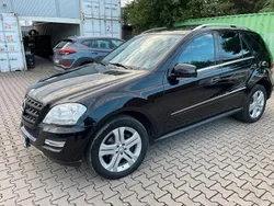 Schwarz Gebraucht 2011 Mercedes ML350 SUV | 14.900 € (Fairer Preis)
