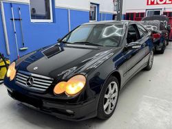 Schwarz Gebraucht 2001 Mercedes C200 Limousine | 1.499 €