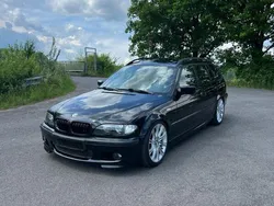 Schwarz Gebraucht 2003 BMW 320 Shadowline Kombi | 7.999 €