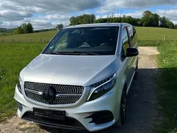 Silber Gebraucht 2022 Mercedes V300 Avantgarde Van / Kleinbus | 61.700 € (Teuer)