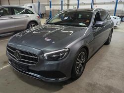 Grau Gebraucht 2021 Mercedes E200 Avantgarde Limousine | 30.940 € (Fairer Preis)