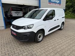 Weiß Gebraucht 2020 Peugeot Partner Premium Van / Kleinbus | 9.399 € (Guter Preis)