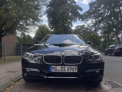 Schwarz Gebraucht 2012 BMW 320 Luxury Line Limousine | 16.200 € (Teuer)