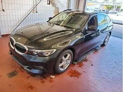Schwarz Gebraucht 2021 BMW 320 Sport Line Limousine | 23.497 € (Guter Preis)