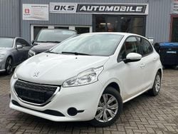 Weiß Gebraucht 2014 Peugeot 208 Active Kleinwagen | 2.199 € (Superpreis)