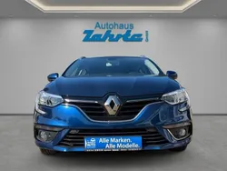 Blau Gebraucht 2016 Renault Mégane III | 8.400 € (Fairer Preis)
