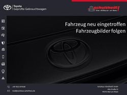 Rot Gebraucht 2017 Toyota Yaris Hybrid Comfort Kleinwagen | 14.990 € (Fairer Preis)