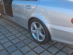 Silber Gebraucht 2005 Mercedes E200 Limousine | 6.000 € (Fairer Preis)