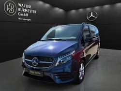 Sodalithblau met. Gebraucht 2023 Mercedes V300 AMG Van / Kleinbus | 72.990 €