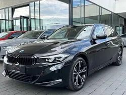 Schwarz Gebraucht 2023 BMW 320 M Sport Kombi | 38.980 € (Superpreis)