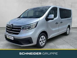 Grau Gebraucht 2024 Renault Trafic Evolution Van | 37.490 € (Teuer)