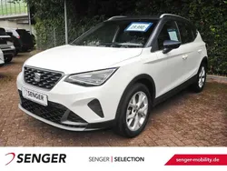 Candyweiß Gebraucht 2023 Seat Arona FR SUV | 19.990 € (Fairer Preis)