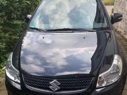 Schwarz Gebraucht 2012 Suzuki SX4 Style Kleinwagen | 8.500 € (Etwas zu teuer)