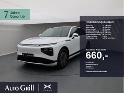 Weiss arctic white Gebraucht 2025 XPENG G9 RWD Standard Range SUV | 54.580 € (Fairer Preis)