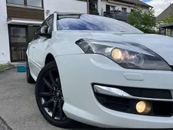 Weiß Gebraucht 2014 Renault Laguna GrandTour GT Kombi | 6.896 € (Fairer Preis)