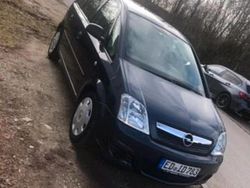 Blau Gebraucht 2009 Opel Meriva Van / Kleinbus | 3.199 € (Teuer)