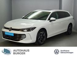 Weiss Gebraucht 2024 VW Passat Elegance Kombi | 37.890 € (Guter Preis)