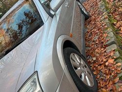 Silber Gebraucht 2003 Opel Vectra Limousine | 999 €