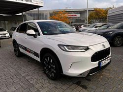 Platinum white (weiß) Gebraucht 2025 Honda ZR-V Advance SUV | 38.980 € (Fairer Preis)