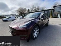 Rot Gebraucht 2024 Tesla Model Y Long Range SUV | 42.100 € (Fairer Preis)