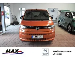 Orange Gebraucht 2025 VW Multivan Van / Kleinbus | 54.990 € (Fairer Preis)