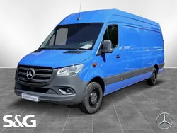 Ultramarinblau Gebraucht 2022 Mercedes Sprinter Van | 23.608 € (Guter Preis)