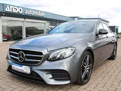 Grau Gebraucht 2018 Mercedes E300 AMG line Limousine | 32.500 € (Fairer Preis)
