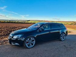 Schwarz Gebraucht 2011 Opel Insignia Eco Kombi | 6.500 €