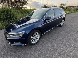 Blau Gebraucht 2016 VW Passat Highline Kombi | 11.200 € (Etwas zu teuer)