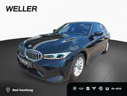 Black sapphire (schwarz) Gebraucht 2023 BMW 320 Comfort Edition Limousine | 38.440 € (Fairer Preis)