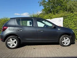 Grau Gebraucht 2019 Dacia Sandero Kleinwagen | 8.790 € (Fairer Preis)