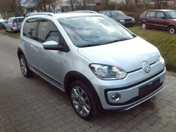 Silber Gebraucht 2014 VW cross up! Kleinwagen | 6.999 € (Fairer Preis)
