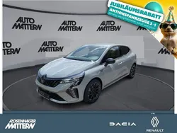 Grau Gebraucht 2025 Renault Clio V Esprit Alpine Limousine | 20.990 € (Etwas zu teuer)