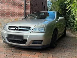 Grau Gebraucht 2003 Opel Vectra GTS Limousine | 1.100 € (Fairer Preis)