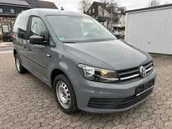 Grau Gebraucht 2017 VW Caddy Van / Kleinbus | 22.790 € (Etwas zu teuer)