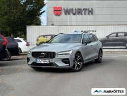 Vapour grey / metallic Gebraucht 2024 Volvo V60 Plus Kombi | 39.690 € (Fairer Preis)