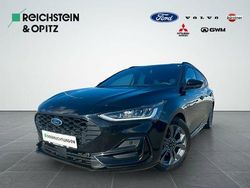 Schwarz Gebraucht 2024 Ford Focus ST-Line Limousine | 23.990 € (Fairer Preis)