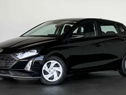 Schwarz Neu 2024 Hyundai i20 Comfort Kleinwagen | 16.970 € (Guter Preis)