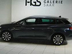 Grau Gebraucht 2024 Renault Mégane GrandTour Techno Kombi | 26.590 € (Teuer)