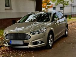 Silber Gebraucht 2015 Ford Mondeo Kombi | 14.500 €