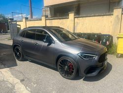 Grau Gebraucht 2022 Mercedes GLA45 AMG AMG SUV | 45.500 € (Fairer Preis)
