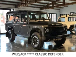 Grey metallic Gebraucht 2016 Land Rover Defender Adventure SUV | 80.999 € (Fairer Preis)
