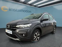 Grau Gebraucht 2022 Dacia Sandero Stepway Kleinwagen | 16.099 € (Fairer Preis)