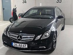 Schwarz Gebraucht 2009 Mercedes E250 Coupé | 13.000 € (Etwas zu teuer)