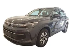 Grau Gebraucht 2024 VW Tiguan Goal SUV | 34.400 €