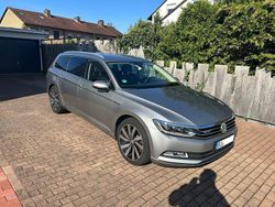 Grau Gebraucht 2015 VW Passat Highline Kombi | 14.500 € (Guter Preis)