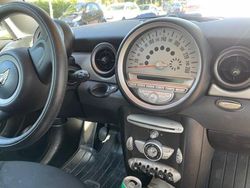 Schwarz Gebraucht 2009 Mini ONE Kleinwagen | 3.900 €