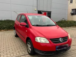 Rot Gebraucht 2008 VW Fox Kleinwagen | 1.100 € (Guter Preis)