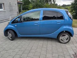 Blau Gebraucht 2011 Mitsubishi i-MiEV Kleinwagen | 3.000 €