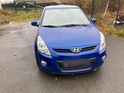 Blau Gebraucht 2012 Hyundai i20 Limousine | 3.000 € (Guter Preis)
